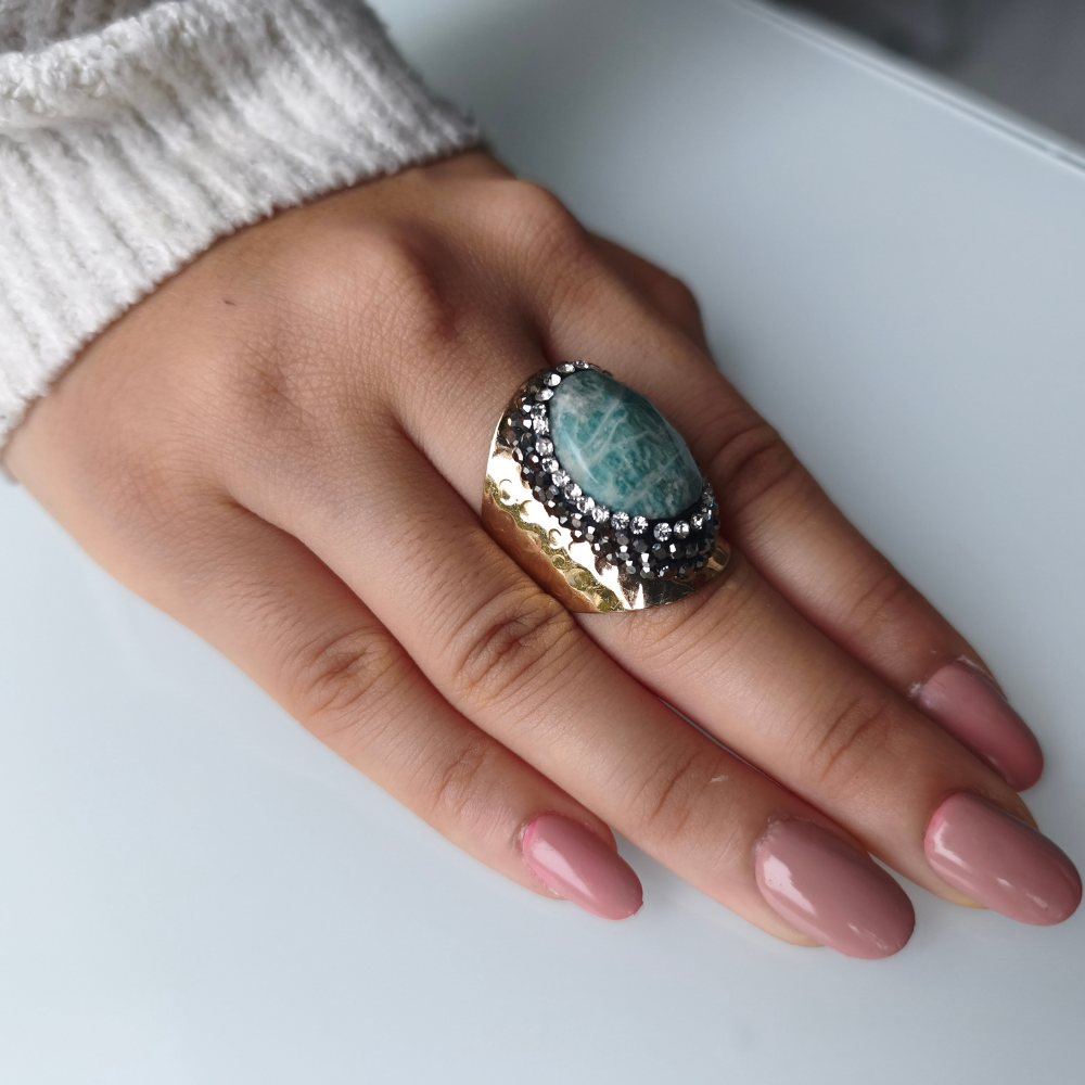 Bague VICTORIA avec Pierre Naturelle