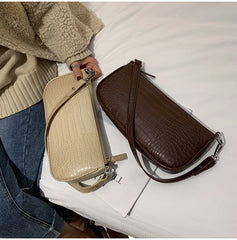 Eclipse Croco Baguette – Zipper & Croc Texture