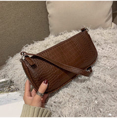 Eclipse Croco Baguette – Zipper & Croc Texture