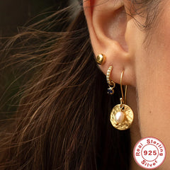 Éclat Hoop Earrings – 925 Sterling Silver with Zircon
