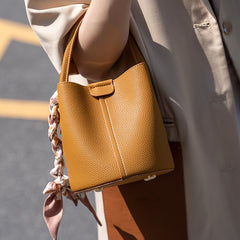 The Soft Bucket – Casual PU Handbag with Bow Accent