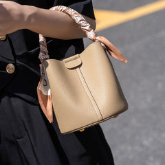 The Soft Bucket – Casual PU Handbag with Bow Accent