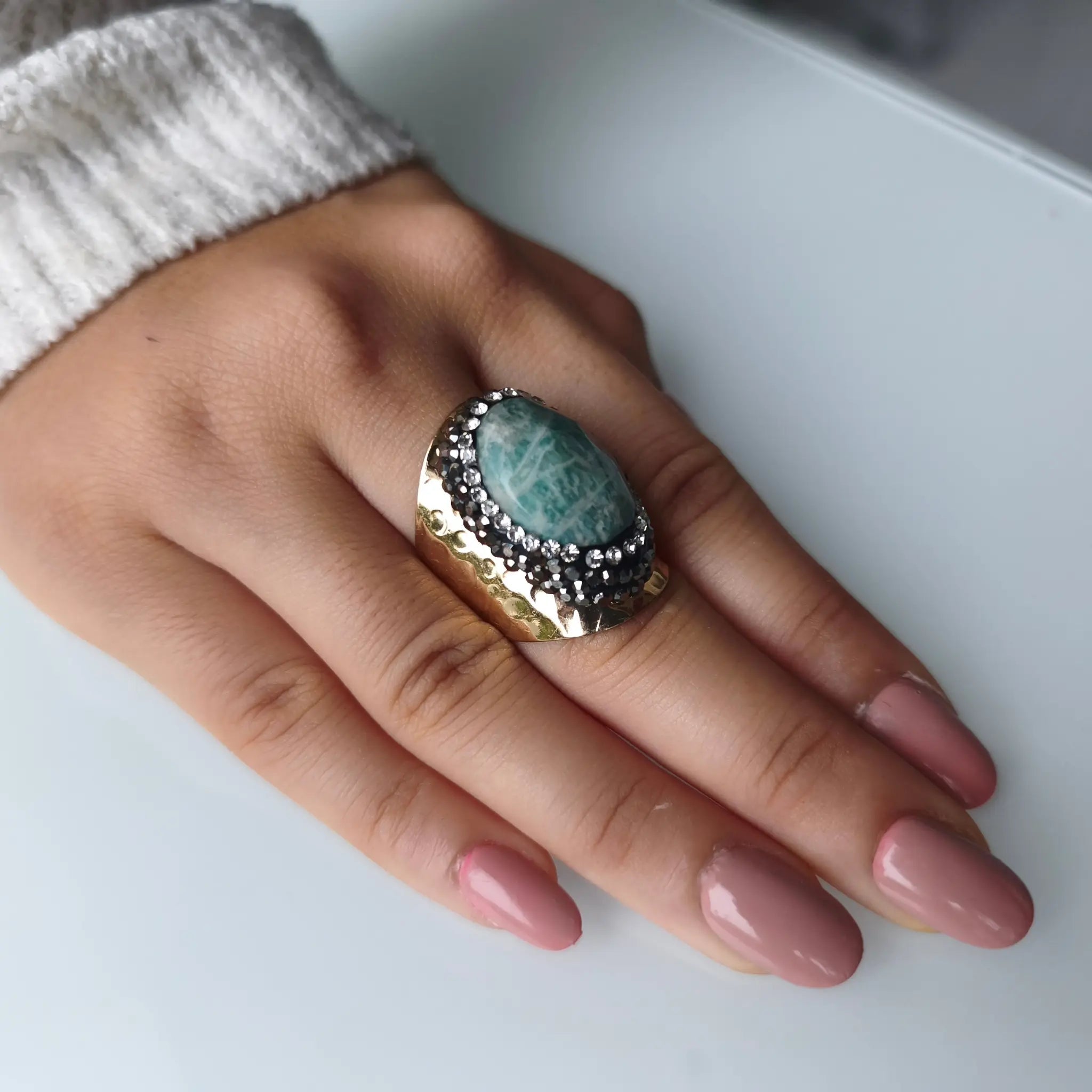 Bague VICTORIA avec Pierre Naturelle - KASANEL