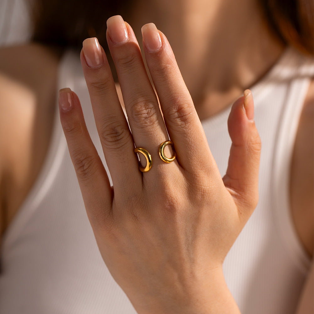 Loop Ring – Stainless Steel, Gold Finish